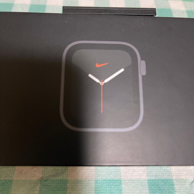 Apple Watch(アップルウォッチ)のApple Watch Nike SE(GPSモデル44mm) メンズの時計(腕時計(デジタル))の商品写真