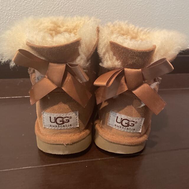 UGG(アグ)の値下げしました！UGG ムートンブーツ　16.0 17.0 キッズ/ベビー/マタニティのキッズ靴/シューズ(15cm~)(ブーツ)の商品写真