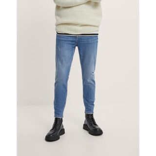 ザラ(ZARA)のZARA ザラ★テーパード スリム ダメージジーンズ デニム(デニム/ジーンズ)