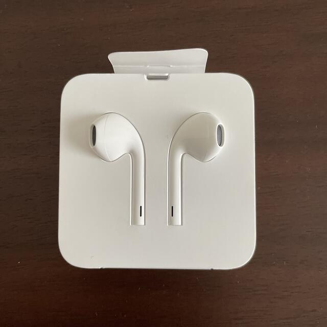Apple(アップル)の【純正】【新品未使用】Apple EarPods アップル　イヤーポッズ スマホ/家電/カメラのオーディオ機器(ヘッドフォン/イヤフォン)の商品写真