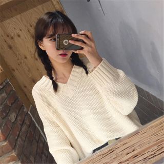 ザラ(ZARA)の【即発送可】だぼカワ♡韓国　Vネックニット　ニット 韓国ファッション　レディース(ニット/セーター)