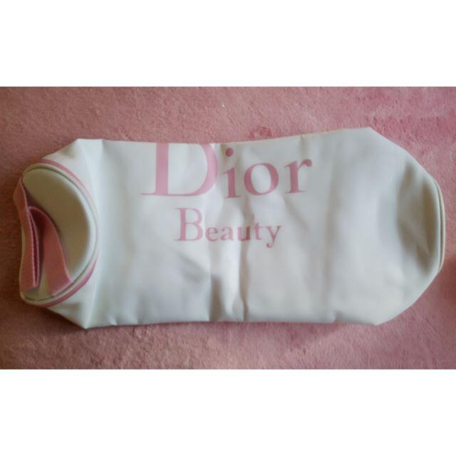 Dior(ディオール)の〖新品〗激レア!!　DiorBeautyライン☆彡　ビックポーチ（またはバック） コスメ/美容のメイク道具/ケアグッズ(その他)の商品写真