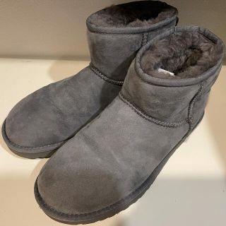 アグ(UGG)のUGG CLASSIC MINI グレーブーツ　US8(ブーツ)