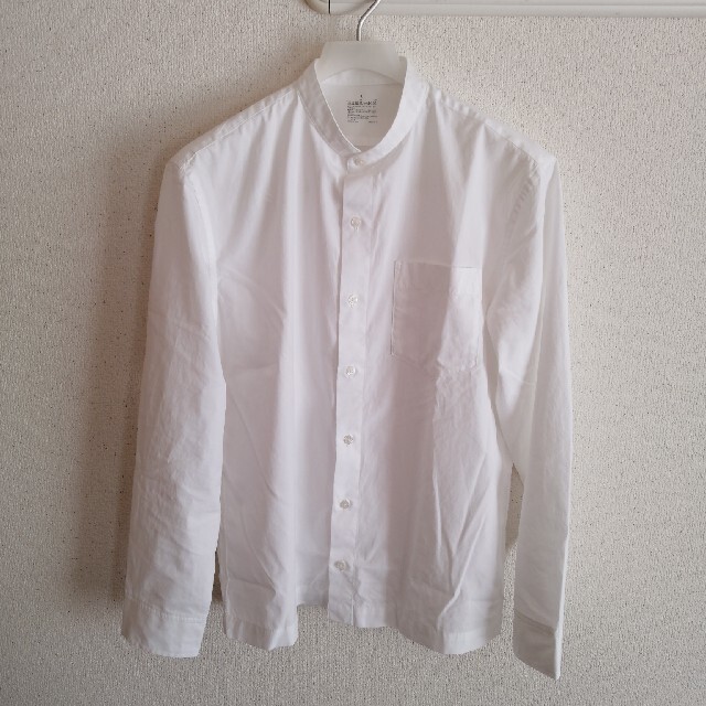 MUJI (無印良品)(ムジルシリョウヒン)の無印良品 超長綿 洗いざらしブロード スタンドカラーシャツ 未使用品 メンズのトップス(シャツ)の商品写真