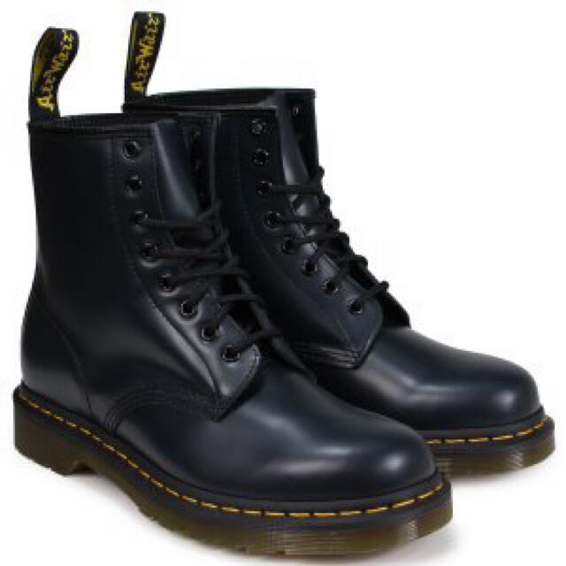 Dr.Martens(ドクターマーチン)の☆Dr.Martens 8ホール ブーツ キッズ  ブラック☆ キッズ/ベビー/マタニティのキッズ靴/シューズ(15cm~)(ブーツ)の商品写真