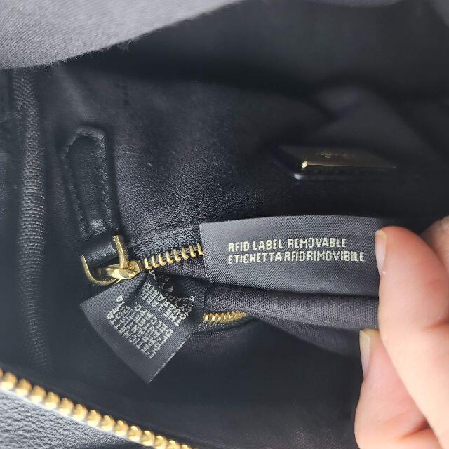 確実正規品 FENDI ショルダーバッグ スタッズ