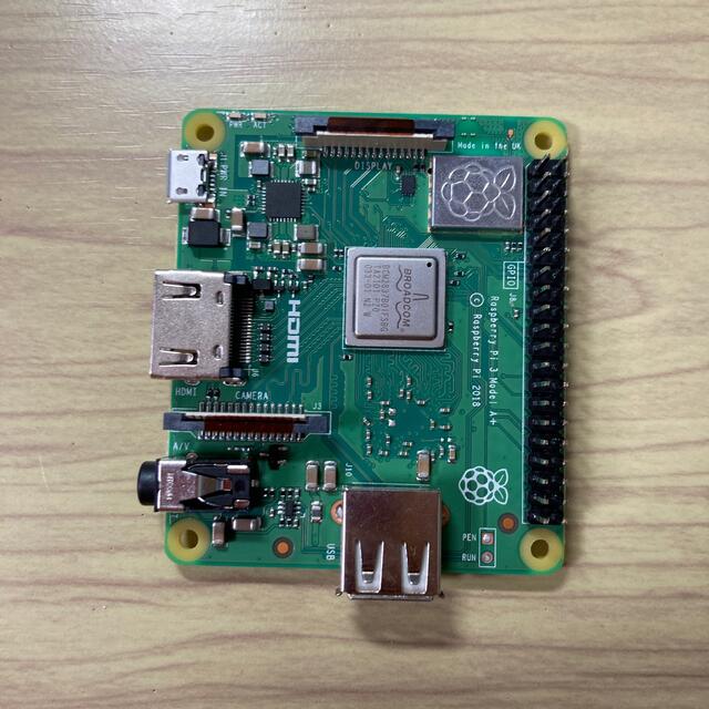 Raspberry Pi 3 Model A＋ スマホ/家電/カメラのPC/タブレット(PCパーツ)の商品写真