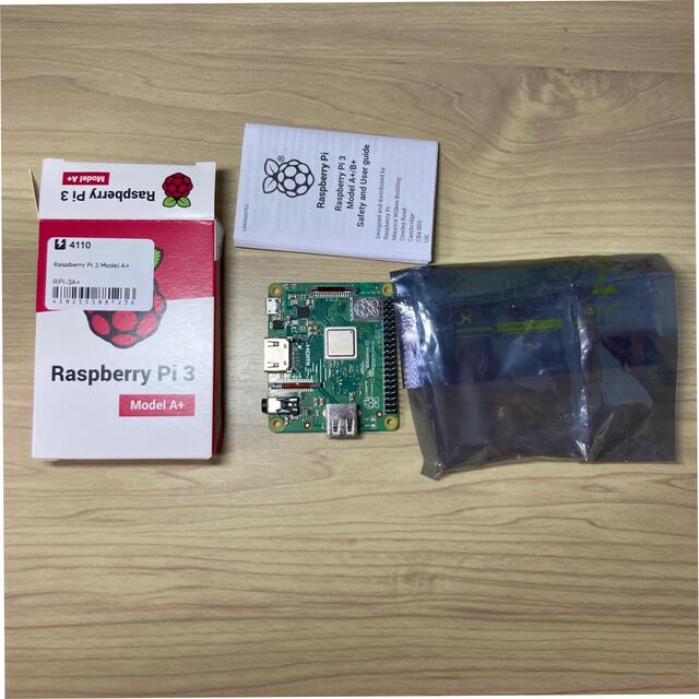 Raspberry Pi 3 Model A＋ スマホ/家電/カメラのPC/タブレット(PCパーツ)の商品写真
