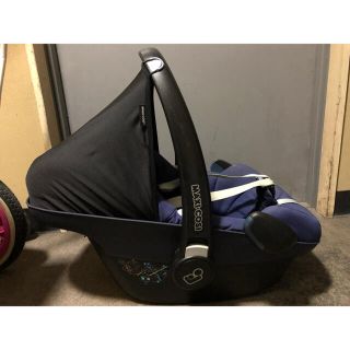 マキシコシ(Maxi-Cosi)の出産準備　マキシコシ　チャイルドシート　ペブル　送料込(自動車用チャイルドシート本体)