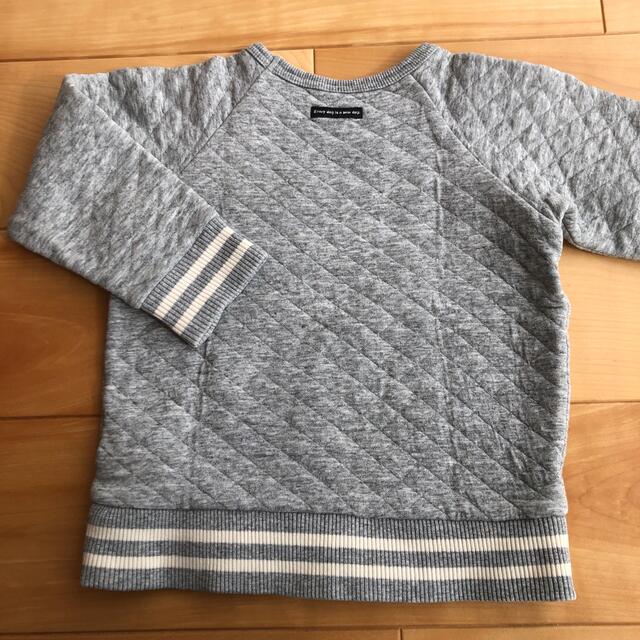 BREEZE(ブリーズ)のBREEZE ブリーズ　トレーナー　110㎝ キッズ/ベビー/マタニティのキッズ服男の子用(90cm~)(Tシャツ/カットソー)の商品写真