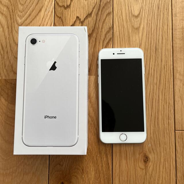 iPhone8 64GB SIMフリースマートフォン本体