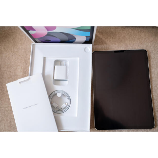 大きな取引 第4世代 iPadAir 【半日以内発送】 - Apple WiFi シルバー 256GB タブレット