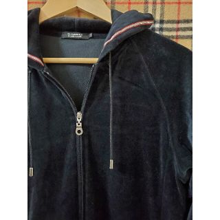 バーバリーブラックレーベル(BURBERRY BLACK LABEL)の傑作品！高級ベロア！ブラックパーカー▼バーバリーブラックレーベル(パーカー)