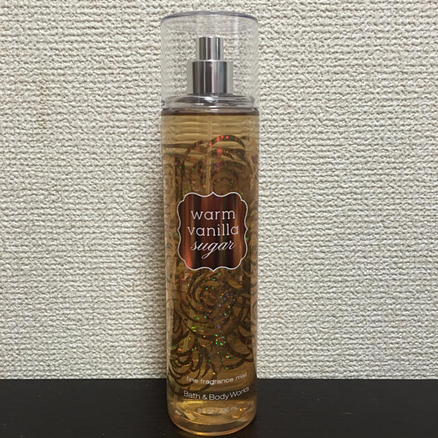 Bath & Body Works(バスアンドボディーワークス)の再入荷！ウォームバニラシュガー★ボディミスト コスメ/美容の香水(ユニセックス)の商品写真