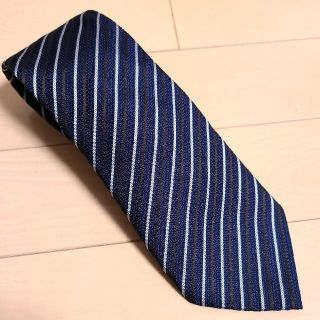 アルマーニ(Armani)の美品【 アルマーニ ネクタイ 】ARMANI 紺 ストライプ柄 ビジネス (ネクタイ)