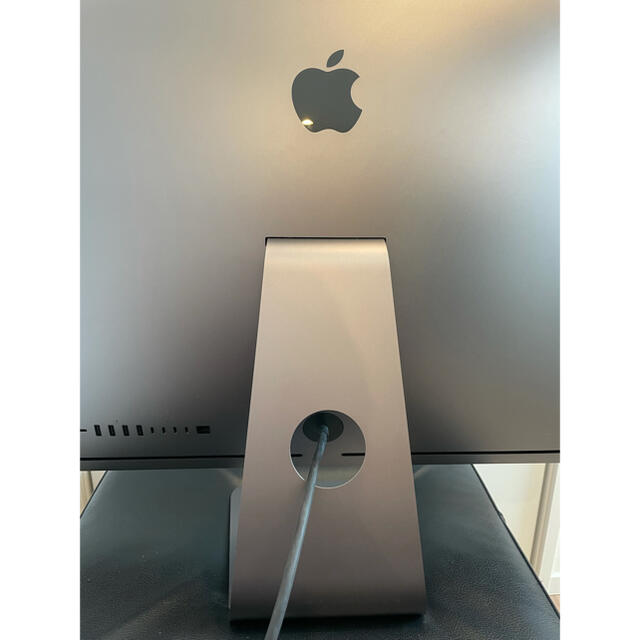 Apple(アップル)のiMac Pro 5K SSD1TB 8コア MQ2Y2J/A 美品 スマホ/家電/カメラのPC/タブレット(デスクトップ型PC)の商品写真