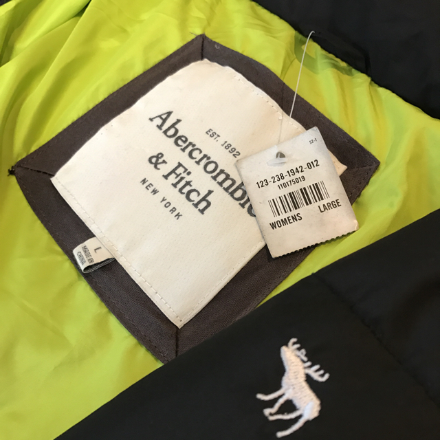 Abercrombie&Fitch(アバクロンビーアンドフィッチ)の【正規品】★アバクロ★ダウン レディースのジャケット/アウター(ダウンジャケット)の商品写真