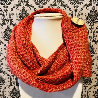 スヌード🧣ニット素材　RED　✨新品未使用✨(スヌード)