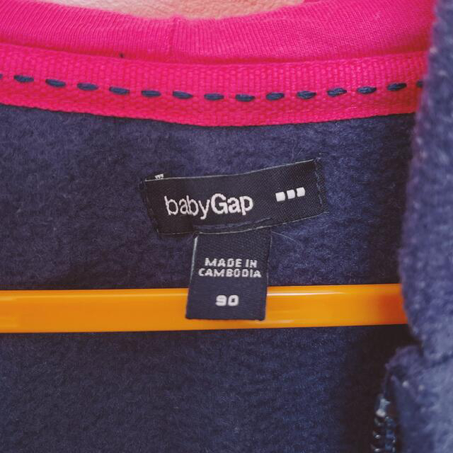 babyGAP(ベビーギャップ)のbabyGAP パーカー トレーナー フリース 90 ネイビー×ピンク キッズ/ベビー/マタニティのキッズ服女の子用(90cm~)(ジャケット/上着)の商品写真