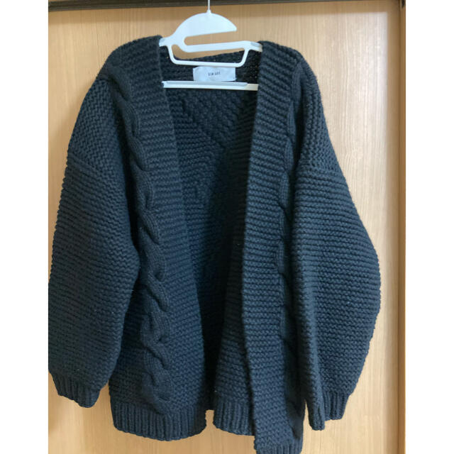 BEAUTY&YOUTH UNITED ARROWS(ビューティアンドユースユナイテッドアローズ)のrim.ark ニットガーデン　黒　元値2万1000円　 レディースのトップス(カーディガン)の商品写真