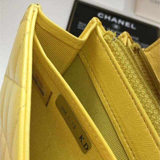 CHANEL(シャネル)のタイムセール 正規 シャネル マトラッセ 長財布 イエロー レディースのファッション小物(財布)の商品写真