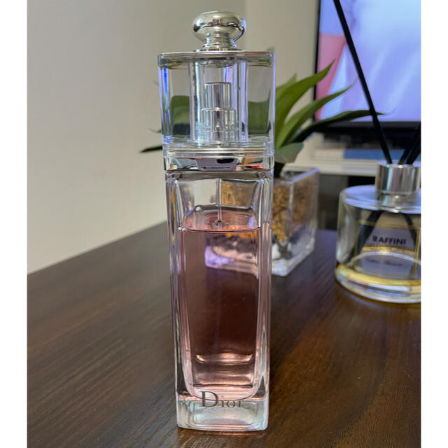 Dior(ディオール)のDior❤️addict 100ml❤️ほぼ未使用 コスメ/美容の香水(香水(女性用))の商品写真