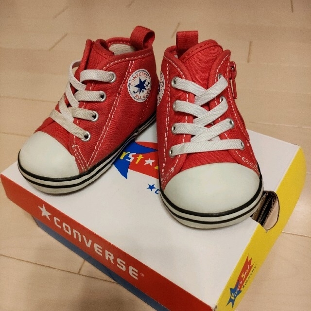 CONVERSE(コンバース)のCONVERSE コンバース♥️キッズ　ベビー　スニーカー　レッド　１２センチ キッズ/ベビー/マタニティのベビー靴/シューズ(~14cm)(スニーカー)の商品写真