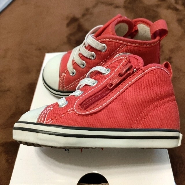 CONVERSE(コンバース)のCONVERSE コンバース♥️キッズ　ベビー　スニーカー　レッド　１２センチ キッズ/ベビー/マタニティのベビー靴/シューズ(~14cm)(スニーカー)の商品写真