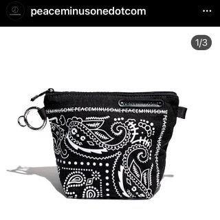 ピースマイナスワン(PEACEMINUSONE)のpeaceminusone BANDANA POUCH #1 BLACK (ミュージシャン)