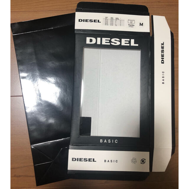 DIESEL(ディーゼル)の★新品★DIESEL ボクサーパンツ3点セット メンズのアンダーウェア(ボクサーパンツ)の商品写真