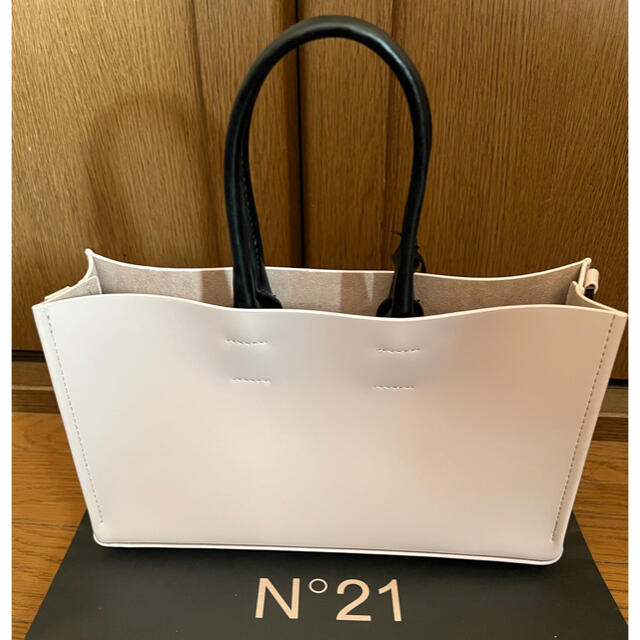 N°21 - 【N゜21】AYAKO X N21 BEAUTY&チェーンストラップの N°21 - 【N゜21】AYAKO X N21 BEAUTY&チェーンストラップの