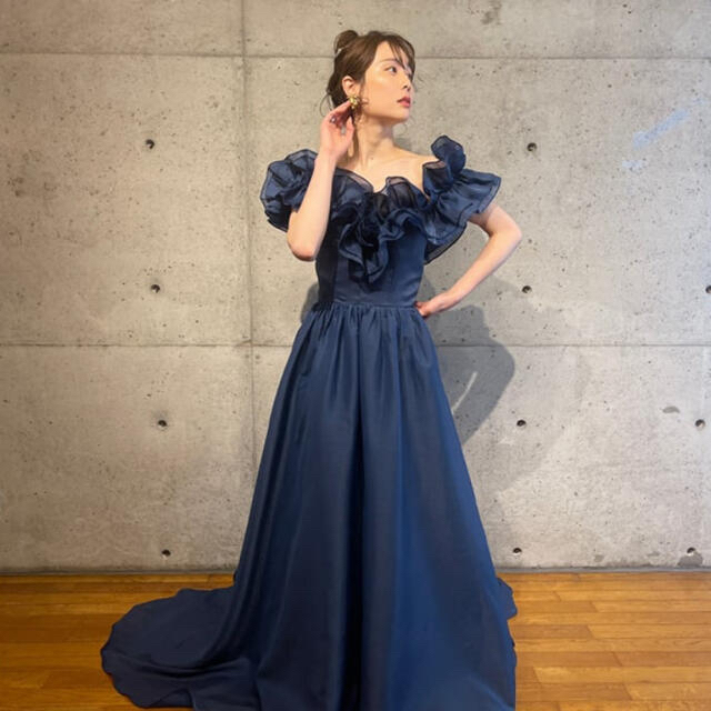 2021人気の Vera Wang - ネイビードレス ロングドレス