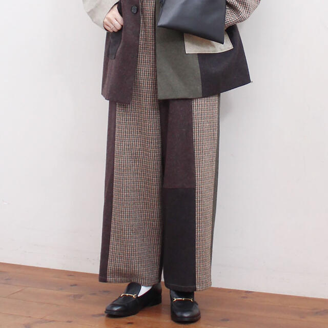 フィグロンドン　tweed mixパンツ