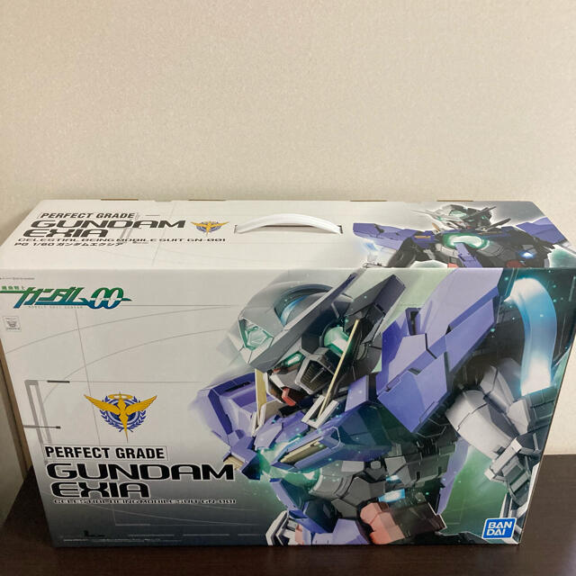 新品・未開封】PG ガンダムエクシア 新品・未開封】PG ガンダムエクシア