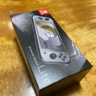 ニンテンドースイッチ(Nintendo Switch)のNintendo Switch Lite ディアルガ・パルキア　新品未開封(携帯用ゲーム機本体)