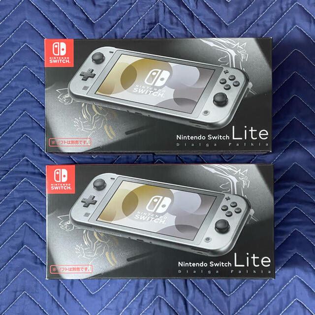 新品未開封　Nintendo Switch Lite ディアルガ・パルキア