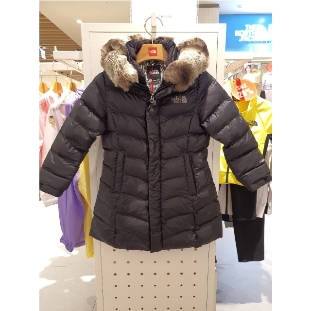 THE NORTH FACE(ザノースフェイス)のTHE NORTH FACE　ノースフェイス　新品　ジャケット　コート　キッズ キッズ/ベビー/マタニティのキッズ服女の子用(90cm~)(ジャケット/上着)の商品写真