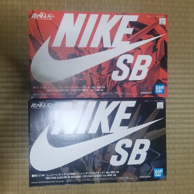 ユニコーンガンダム NIKE SB セット ガンプラ ダンク エンタメ/ホビーのおもちゃ/ぬいぐるみ(模型/プラモデル)の商品写真