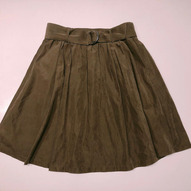 heather(ヘザー)のフレアスカート　カーキ膝丈スカート レディースのスカート(ひざ丈スカート)の商品写真