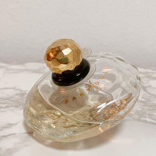 イブサンローラン(Yves Saint Laurent Beaute) シダーウッド 香水 
