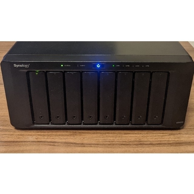 DiskStation DS1815+ | Synology