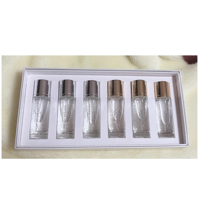 得価新品 V6 - V6 groove 香水の通販 by icecream|ブイシックスなら
