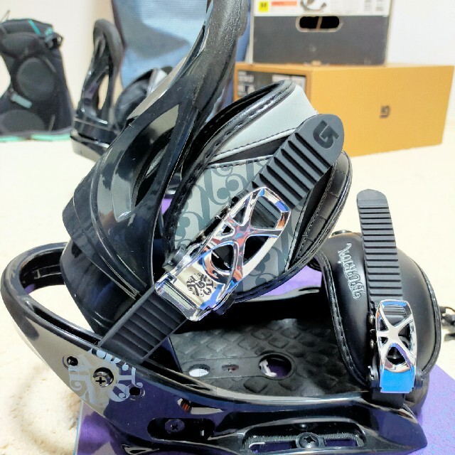 BURTON(バートン)のBURTON head ワックス塗って発送もできます！定価総額13万！ スポーツ/アウトドアのスノーボード(ボード)の商品写真