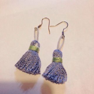 ケービーエフ(KBF)のKBF SMELLY✴︎タッセルピアス(ピアス)