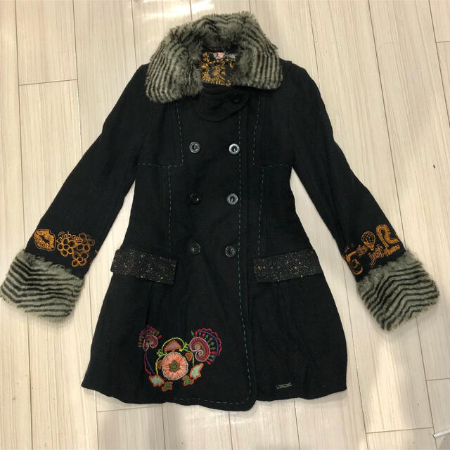 DESIGUAL - Desigual ゼブラファーコート アウター の通販 by