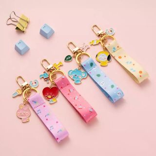 ボウダンショウネンダン(防弾少年団(BTS))の★BT21★キーホルダー ストラップ BTS バンタン 防弾少年団(キーホルダー/ストラップ)