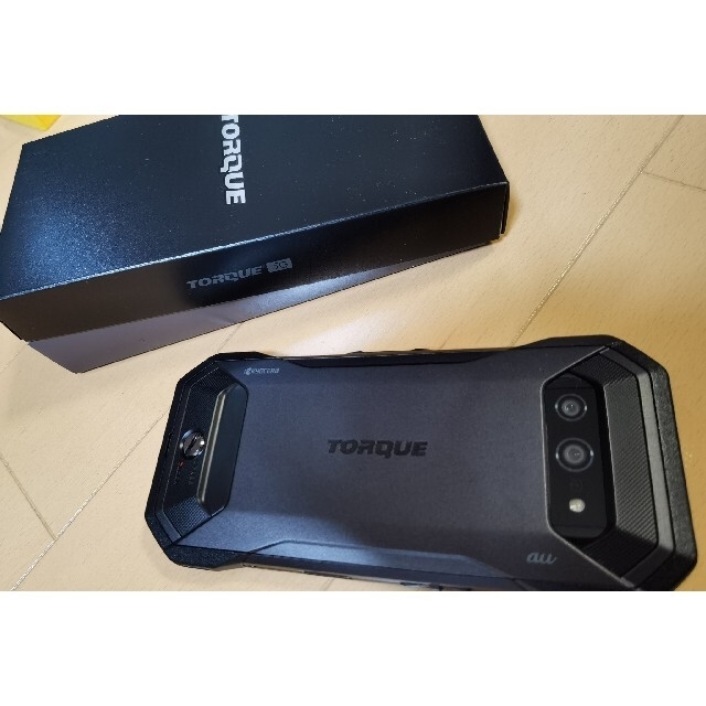 TORQUE 5G ブラック　美品　au タフネススマホ　新品予備電池パック付