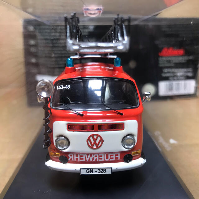 Volkswagen(フォルクスワーゲン)のシュコー　1/43 フォルクスワーゲンT2a はしご車　ミニチュア  ミニカー  エンタメ/ホビーのおもちゃ/ぬいぐるみ(ミニカー)の商品写真