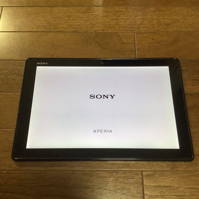 Xperia(エクスペリア)のSONY Xperia Z4 tablet SOT31 オマケ付き スマホ/家電/カメラのPC/タブレット(タブレット)の商品写真