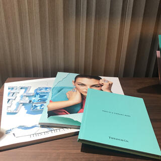 ティファニー(Tiffany & Co.)の【先程開封しました！】お得意様用カタログ2冊とリングカタログ一冊(その他)